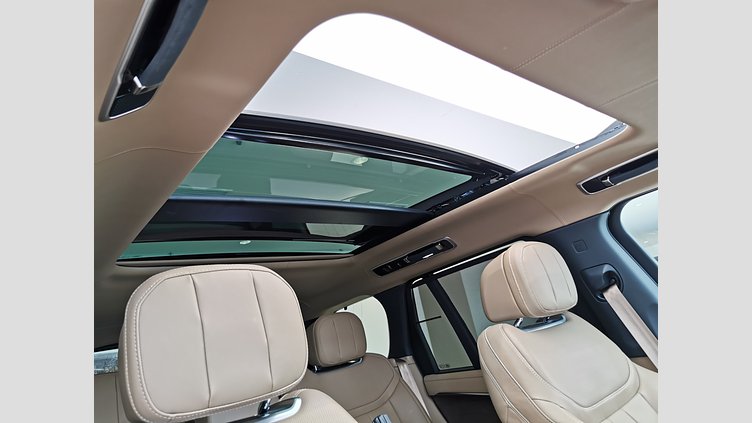 2024 認定中古車 Land Rover Range Rover Batumi Gold D300　3.0L AUTOBIOGRAPHY　StandardWheelBase