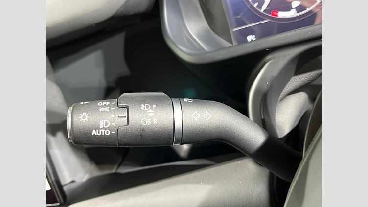 2023 認定中古車 Land Rover Defender 110 サントリーニブラック D300 AWD（AT） X-DYNAMIC HSE