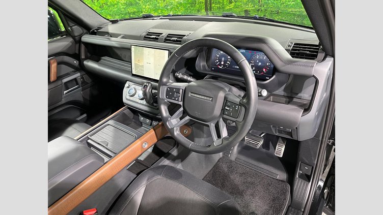 2023 認定中古車 Land Rover Defender 110 サントリーニブラック D300 AWD（AT） X-DYNAMIC HSE