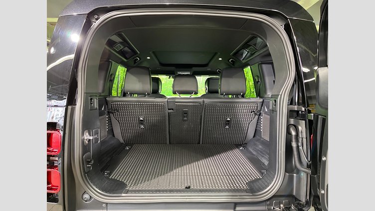 2023 認定中古車 Land Rover Defender 110 サントリーニブラック D300 AWD（AT） X-DYNAMIC HSE