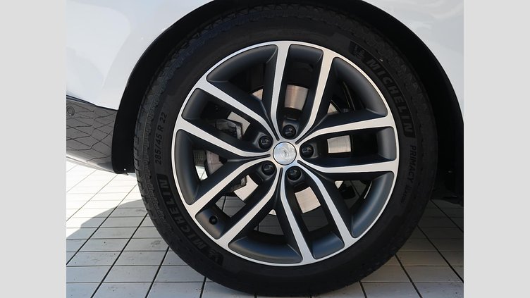 2024 認定中古車 Land Rover Range Rover オストゥーニパールホワイト P550e PHEV ＨＳＥ Ｐ５５０ｅ スタンダードホイールベース