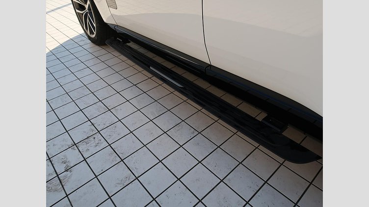 2024 認定中古車 Land Rover Range Rover オストゥーニパールホワイト P550e PHEV ＨＳＥ Ｐ５５０ｅ スタンダードホイールベース