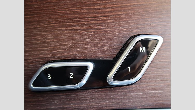 2024 認定中古車 Land Rover Range Rover オストゥーニパールホワイト P550e PHEV ＨＳＥ Ｐ５５０ｅ スタンダードホイールベース