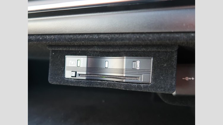 2024 認定中古車 Land Rover Range Rover オストゥーニパールホワイト P550e PHEV ＨＳＥ Ｐ５５０ｅ スタンダードホイールベース