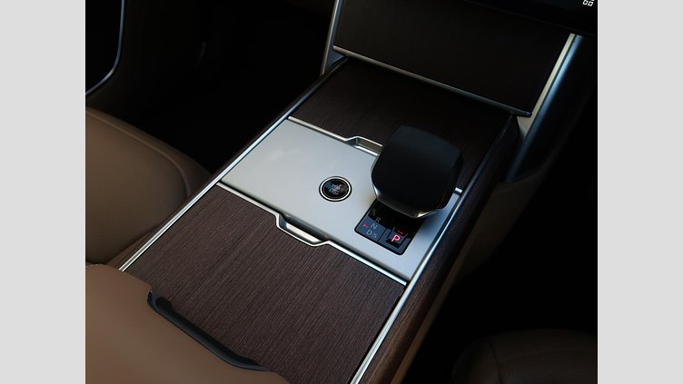 2024 認定中古車 Land Rover Range Rover オストゥーニパールホワイト P550e PHEV ＨＳＥ Ｐ５５０ｅ スタンダードホイールベース