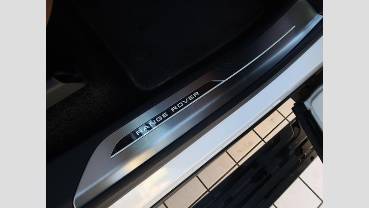 2024 認定中古車 Land Rover Range Rover オストゥーニパールホワイト P550e PHEV ＨＳＥ Ｐ５５０ｅ スタンダードホイールベース