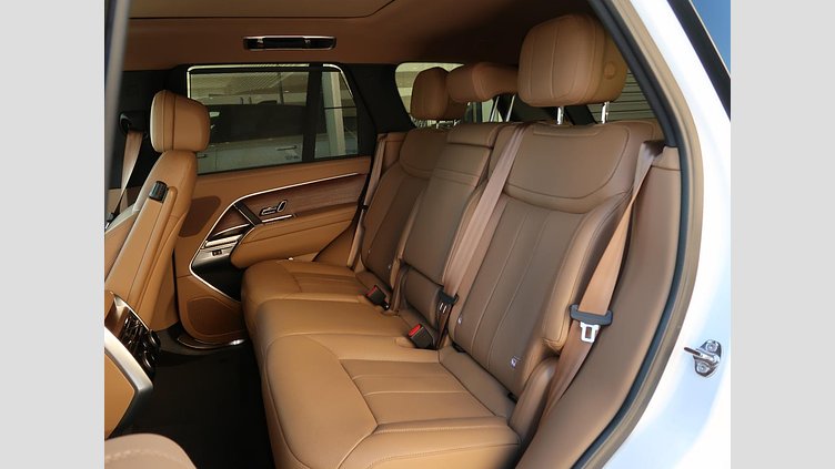 2024 認定中古車 Land Rover Range Rover オストゥーニパールホワイト P550e PHEV ＨＳＥ Ｐ５５０ｅ スタンダードホイールベース