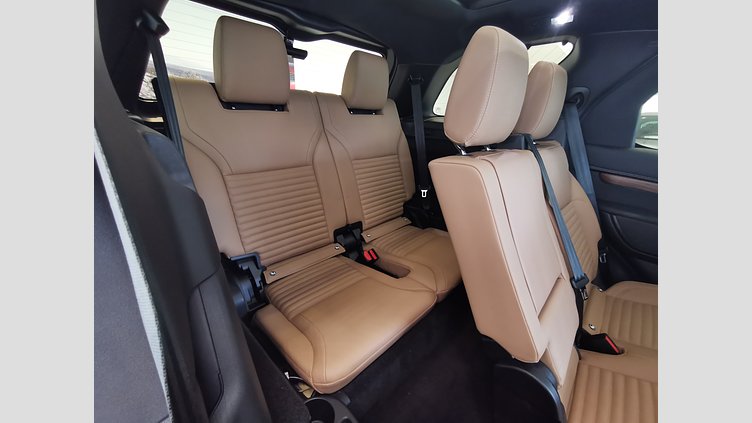 2024 認定中古車 Land Rover Discovery ヴァレジネブルー D300マイルドハイブリッド（ディーゼル） スタンダードホイールベース Dynamic HSE