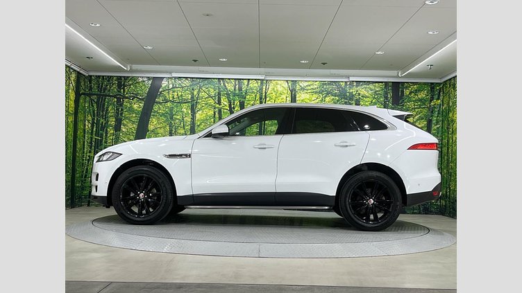 2017 認定中古車 Jaguar F-Pace Fuji White 4WD
 プレステージ