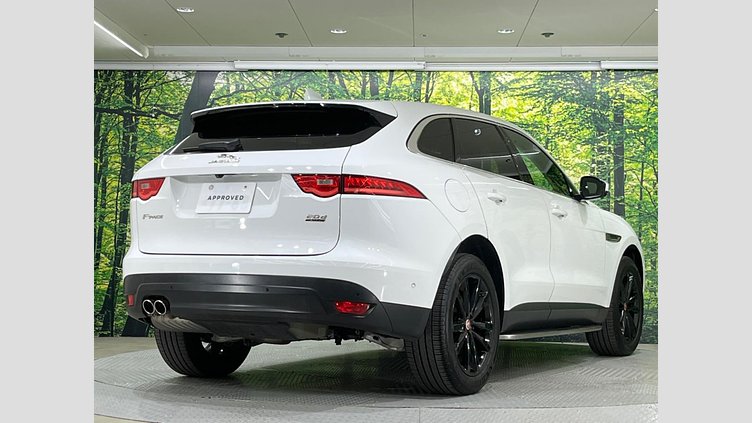 2017 認定中古車 Jaguar F-Pace Fuji White 4WD
 プレステージ