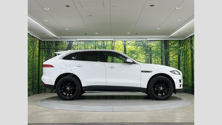 2017 認定中古車 Jaguar F-Pace Fuji White 4WD
 プレステージ