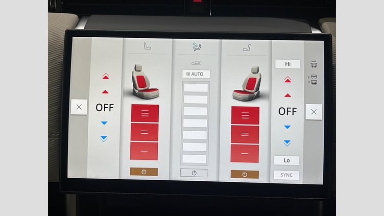 2023 認定中古車 Land Rover Discovery Sport ヴァレジネブルー D200マイルドハイブリッド（ディーゼル） 標準ホイール DYNAMIC SE