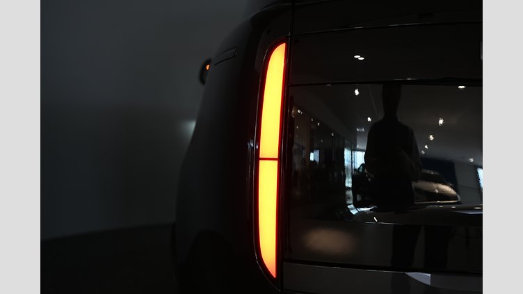 2026 Begagnad Land Rover Range Rover Santorini Black AWD AWS P460e AWD AUTO PHEV