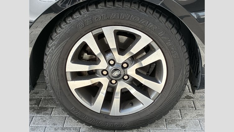 2019 認定中古車 Land Rover Range Rover Sport サントリーニブラック 3.0リッターTDV6ディーゼル（258 PS） HSE