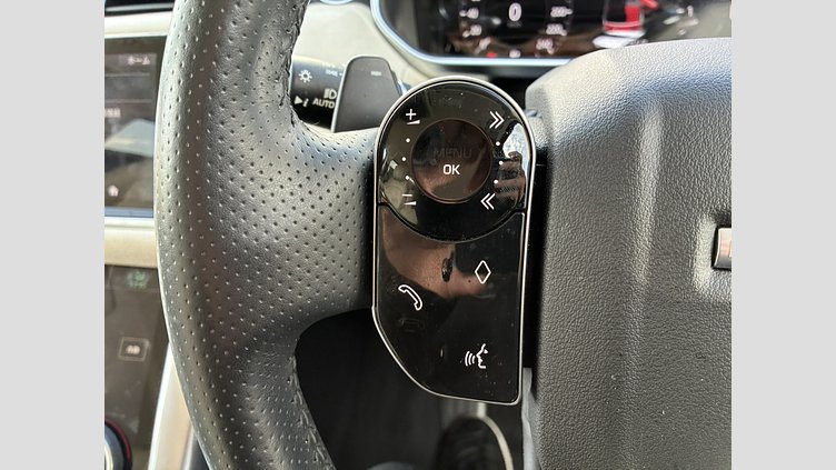 2019 認定中古車 Land Rover Range Rover Sport サントリーニブラック 3.0リッターTDV6ディーゼル（258 PS） HSE