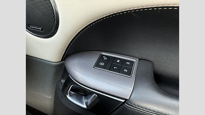 Range Rover Sport 27