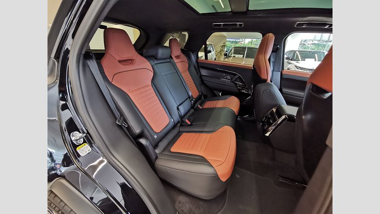 2024 認定中古車 Land Rover Range Rover Sport リグリアンブラック- グロスフィニッシュ P635マイルドハイブリッド スタンダードホイールベース SV Edition Two