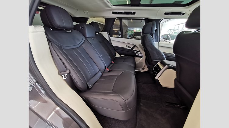 2022 認定中古車 Land Rover Range Rover シャラントグレー P530 AWD（AT） スタンダードホイールベース AUTOBIOGRAPHY