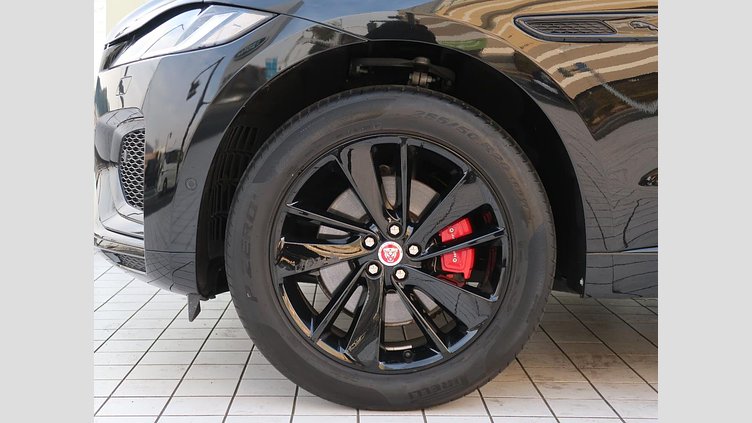 2023 認定中古車 Jaguar F-Pace Santorini Black ２L Ｒ－ダイナミック ＳＥ Ｄ２００