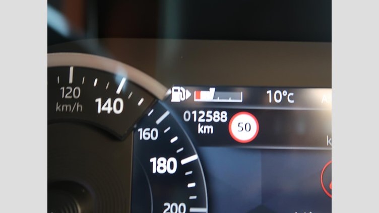 2023 認定中古車 Jaguar F-Pace Santorini Black ２L Ｒ－ダイナミック ＳＥ Ｄ２００