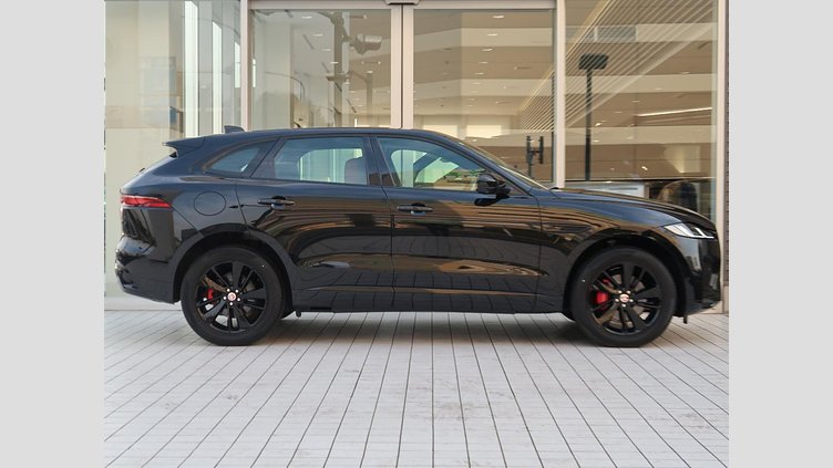 2023 認定中古車 Jaguar F-Pace Santorini Black ２L Ｒ－ダイナミック ＳＥ Ｄ２００