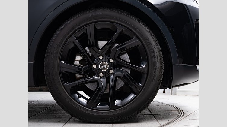 2017 認定中古車 Land Rover Discovery Santorini Black 3.0 V6 Dsl Mono Turbo Std Flow HSE 5人乗り