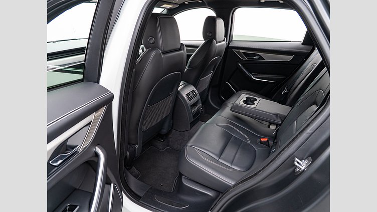 2023 認定中古車 Jaguar F-Pace オストゥーニパールホワイト D204 AWD（オートマチック）MHEV R-DYNAMIC SE D200