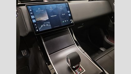 Range Rover Velar 10