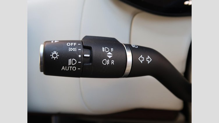 2022 認定中古車 Land Rover Range Rover シャラントグレー D300 AWD MHEV（AT） スタンダードホイールベース AUTOBIOGRAPHY