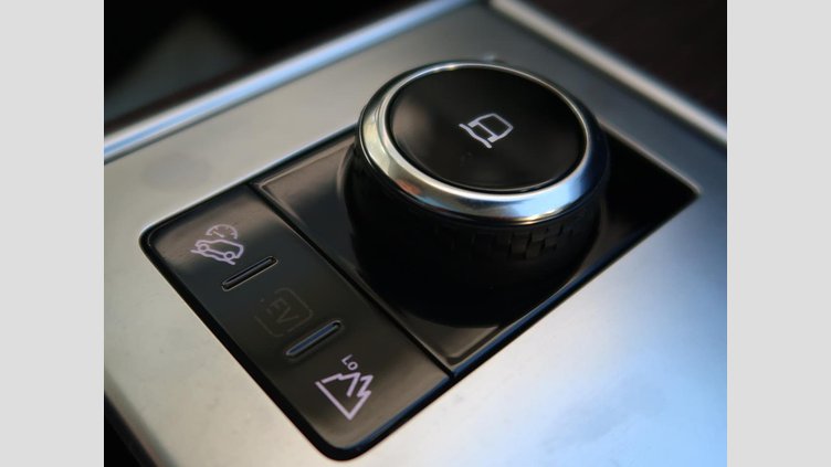 2022 認定中古車 Land Rover Range Rover シャラントグレー D300 AWD MHEV（AT） スタンダードホイールベース AUTOBIOGRAPHY