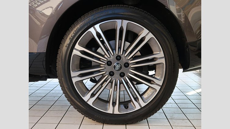 2022 認定中古車 Land Rover Range Rover シャラントグレー D300 AWD MHEV（AT） スタンダードホイールベース AUTOBIOGRAPHY