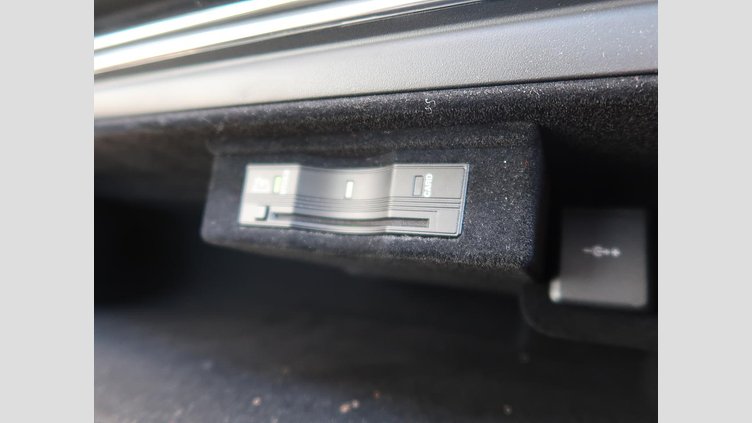 2022 認定中古車 Land Rover Range Rover シャラントグレー D300 AWD MHEV（AT） スタンダードホイールベース AUTOBIOGRAPHY