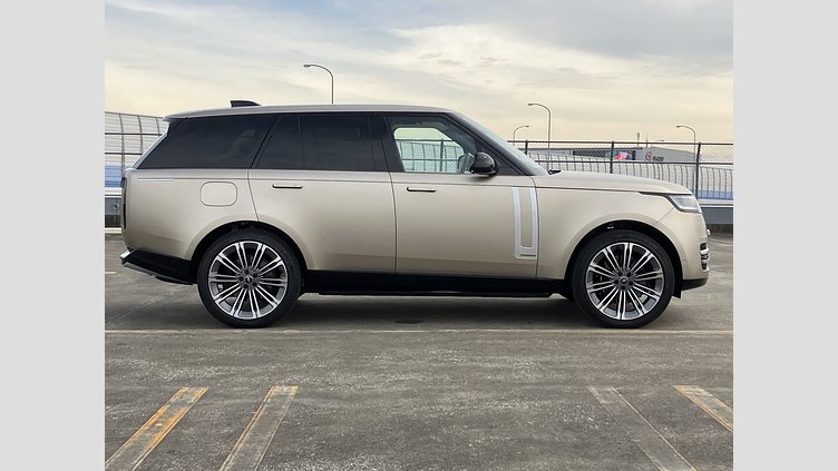 2025 認定中古車 Land Rover Range Rover サンセットゴールド - サテンフィニッシュ P530 AWD（AT） スタンダードホイールベース Autobiography