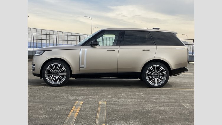 2025 認定中古車 Land Rover Range Rover サンセットゴールド - サテンフィニッシュ P530 AWD（AT） スタンダードホイールベース Autobiography