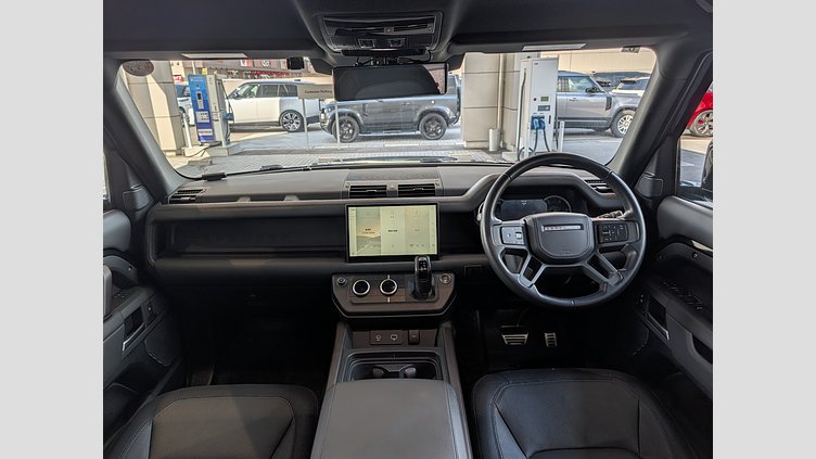 2023 認定中古車 Land Rover Defender 110 サントリーニブラック D300 AWD（AT） X-DYNAMIC HSE