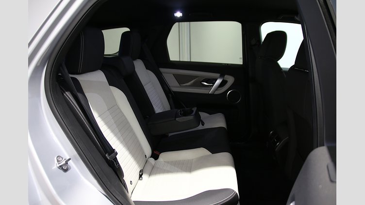 2024 認定中古車 Land Rover Discovery Sport ハクバシルバー D200マイルドハイブリッド（ディーゼル） DYNAMIC SE