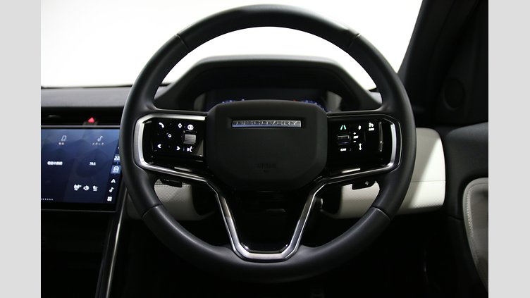 2024 認定中古車 Land Rover Discovery Sport ハクバシルバー D200マイルドハイブリッド（ディーゼル） DYNAMIC SE