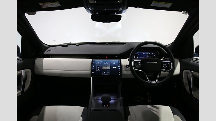 2024 認定中古車 Land Rover Discovery Sport ハクバシルバー D200マイルドハイブリッド（ディーゼル） DYNAMIC SE