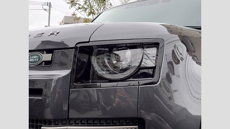 2025 認定中古車 Land Rover Defender 110 カルパチアングレイ P300 ガソリン X-Dynamic SE