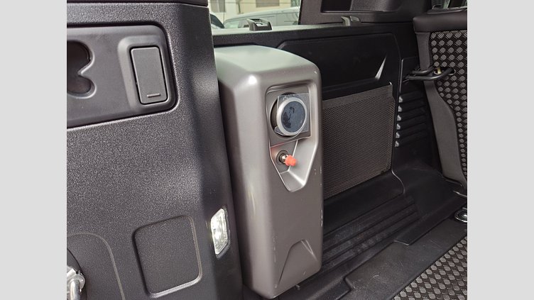 2025 認定中古車 Land Rover Defender 110 カルパチアングレイ P300 ガソリン X-Dynamic SE