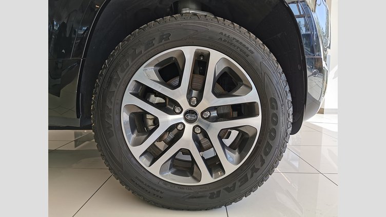 2022 認定中古車 Land Rover Defender 110 サントリーニブラック P300 AWD（AT） XS EDITION