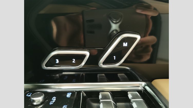 2023 認定中古車 Land Rover Range Rover シャラントグレー P530 AWD（AT） スタンダードホイールベース AUTOBIOGRAPHY