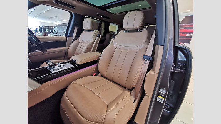 2023 認定中古車 Land Rover Range Rover シャラントグレー P530 AWD（AT） スタンダードホイールベース AUTOBIOGRAPHY