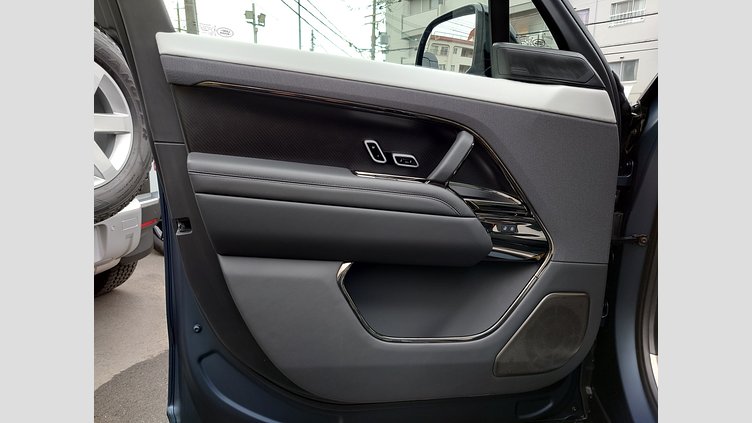 2024 認定中古車 Land Rover Range Rover Sport ブルーネブラ - サテンフィニッシュ P635マイルドハイブリッド スタンダードホイールベース SV Edition Two