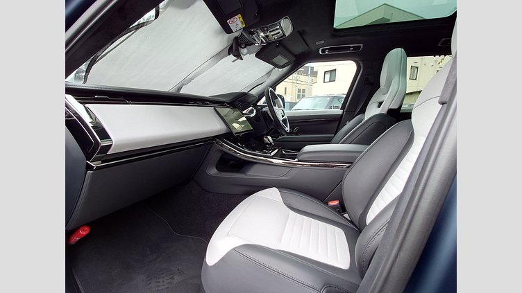 2024 認定中古車 Land Rover Range Rover Sport ブルーネブラ - サテンフィニッシュ P635マイルドハイブリッド スタンダードホイールベース SV Edition Two