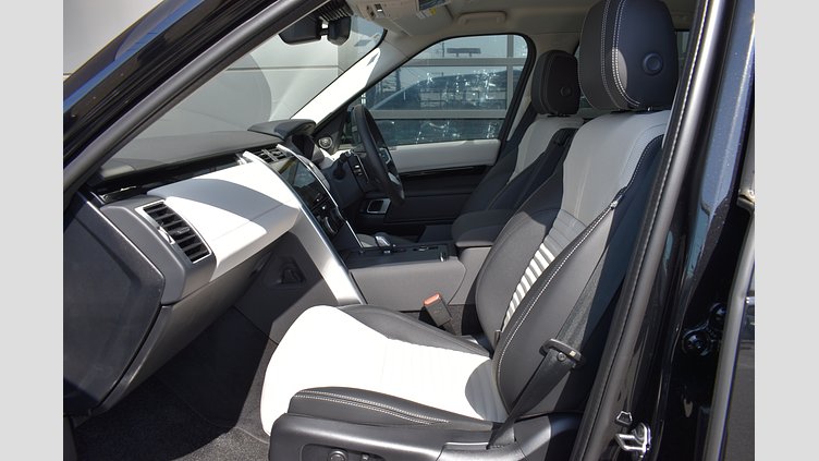 2024 認定中古車 Land Rover Discovery サントリーニブラック D350マイルドハイブリッド（ディーゼル） S