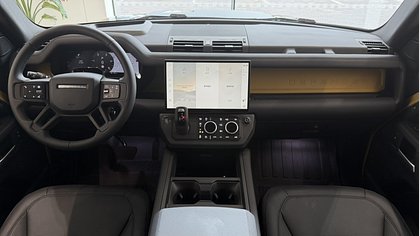 Defender 110 3