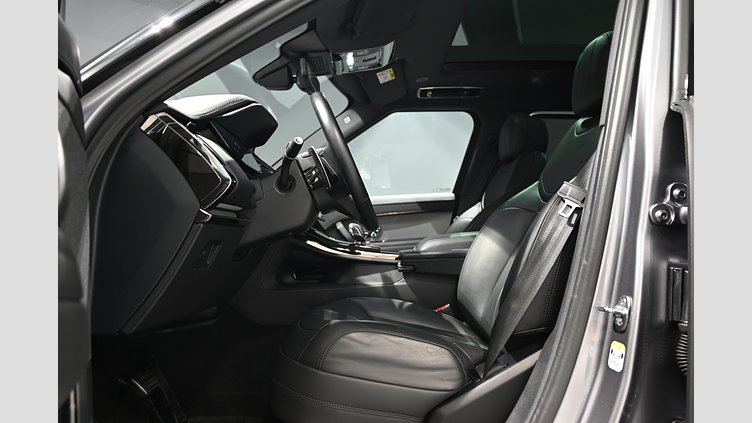 2023 Begagnad Land Rover Range Rover Sport Eiger Grey AWD D300 X-Dynamic HSE