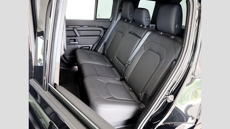 2025 Approved Land Rover Defender 110 Santorini Black AWD D250 X-Dynamic SE