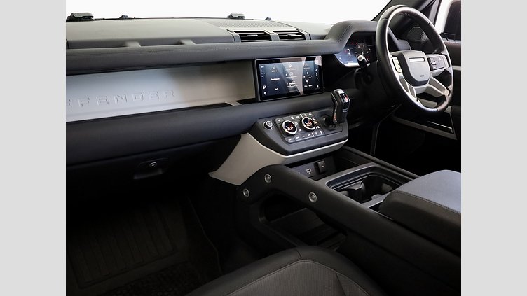 2023 Approved Land Rover Defender 90 Fuji White AWD D300 X-Dynamic SE